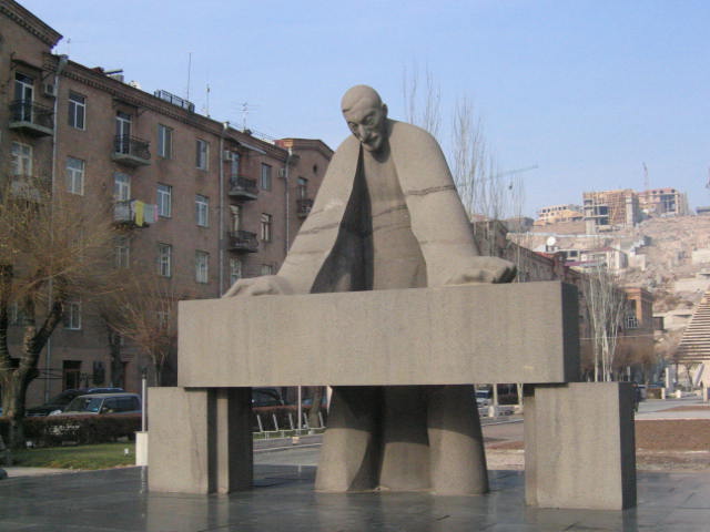 Monument to Alexander Tamanyan