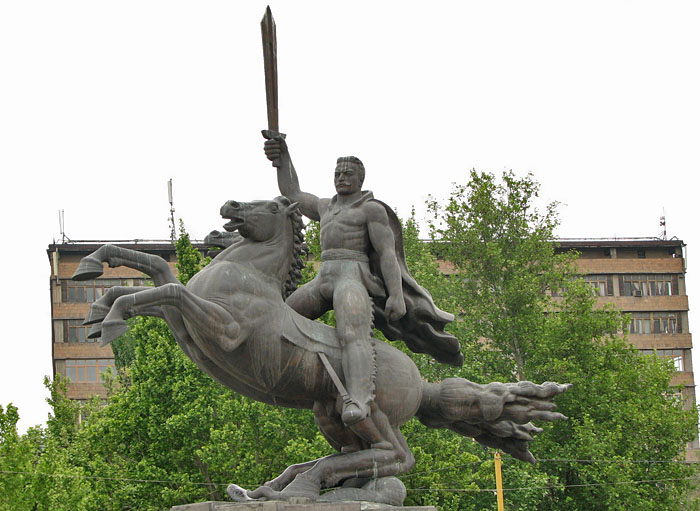 Monument Zoravar Andranik
