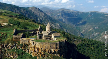 Армянский монастырь Татев отмечает 1100-летие